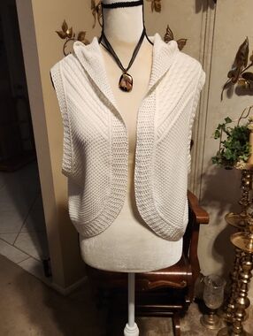 Faded Glory Cream Hooded Knit Sweater Shrug